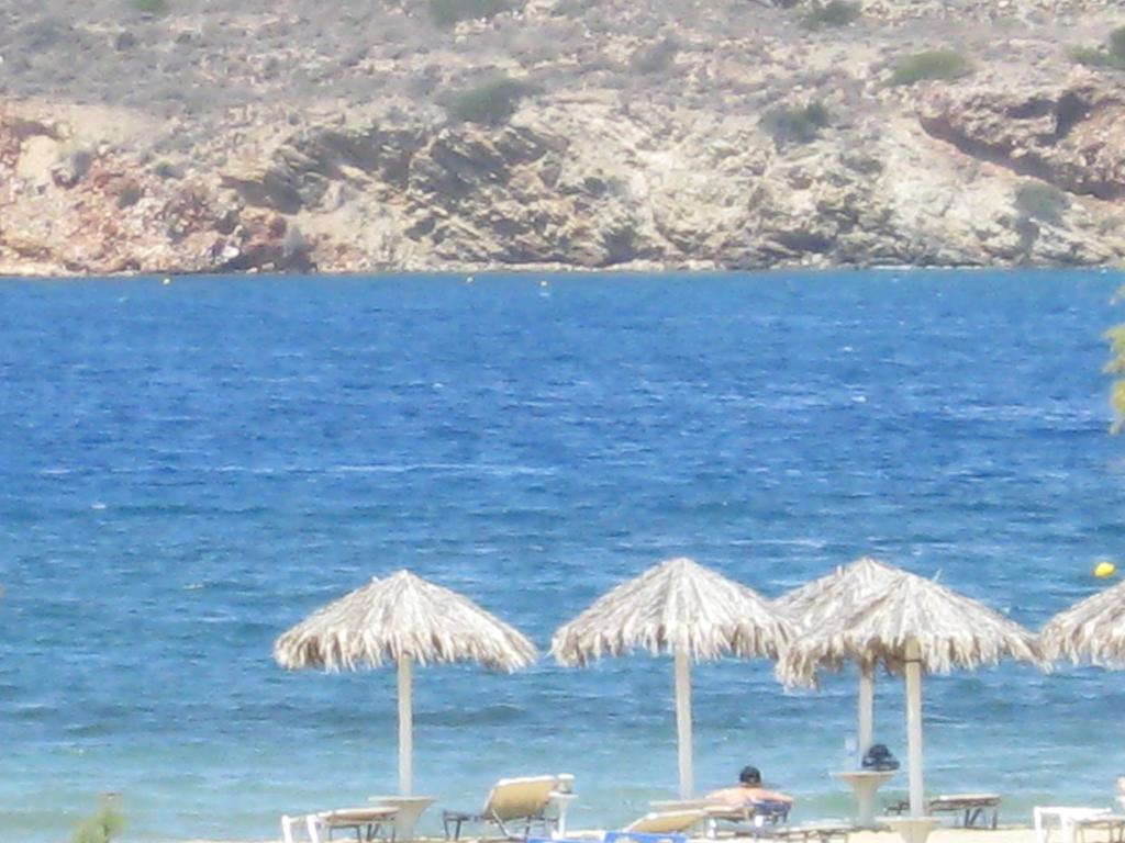 Pension Irini-Vicky イオス島 チョーラ エクステリア 写真